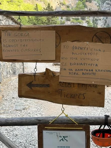 «Ανοιχτό» το Φαράγγι της Σαμαριάς – Το άνοιξαν κάτοικοι παρά την απαγόρευση