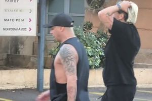 Γιώργος Μαζωνάκης: Συντετριμμένη η αδερφή του, Μαρία, στο “Ελπίς” – Μπήκε στο νοσοκομείο κρατώντας το κεφάλι της