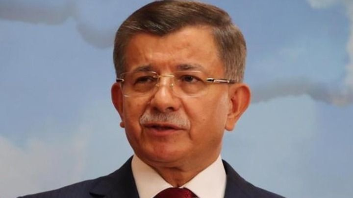Ερευνα για «εξύβριση του προέδρου» κατά του πρώην πρωθυπουργού και υπουργού Εξωτερικών Αχμέτ Νταβούτογλου