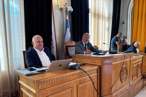 Με θετικό πρόσημο και χρηματικό υπόλοιπο 26,34 εκ. ευρώ, εγκρίθηκε ο οικονομικός απολογισμός 2025 του Δήμου Ηρακλείου