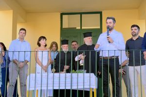 Με γεμάτες αυλές και έτοιμα σχολεία χτύπησε το πρώτο κουδούνι στον Δήμο Χανίων