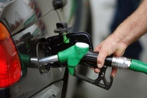 Γερμανία: Σε επίπεδο ρεκόρ η τιμή του ντίζελ – Εκκλήσεις στον καγκελάριο Μερτς να αναλάβει δράση