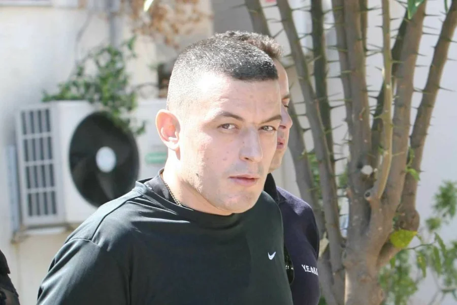Αλκέτ Ριζάι: Ποιος είναι ο «κινηματογραφικός δραπέτης» – Τα ισόβια και η νέα φυγή