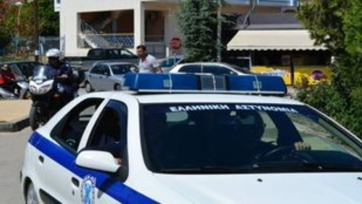 Δύο συλλήψεις για κλοπές οχημάτων και έκρηξη ΑΤΜ στο Μαρτίνο Φθιώτιδας
