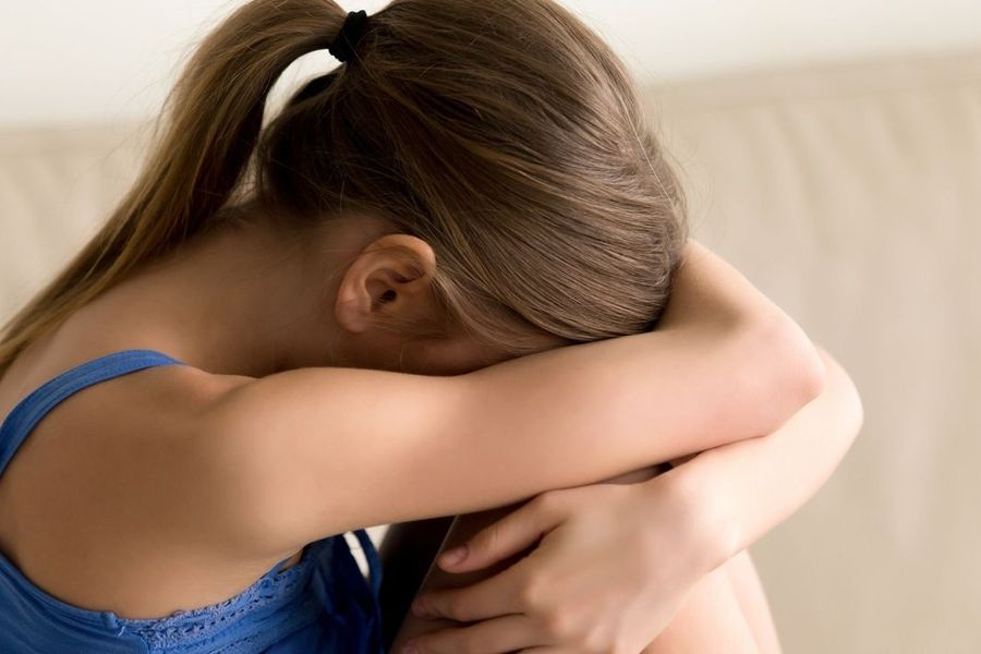 Αλβανία: Σοκαριστική υπόθεση κακοποίησης 12χρονης – Συνελήφθησαν θεία και ξαδέλφος