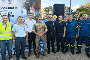 Στη Θεσσαλονίκη οι αστυνομικοί του Ηρακλείου – «Με τιμή υπηρετούμε, αξιοπρέπεια απαιτούμε»