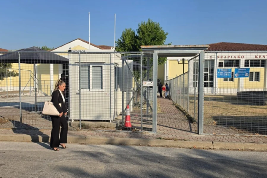 Τέμπη: Συνεχίζεται σήμερα η δίκη με καταθέσεις συγγενών θυμάτων και την απόφαση για το κινητό του σταθμάρχη