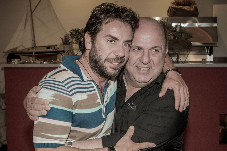 Πέθανε ο Μαζωνάκης: «Ο Γιώργος είχε πάρα πολλές φοβίες – Δεν ήταν καλά», λέει ο Νίκος Μουρατίδης