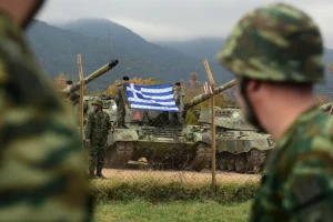 Πήρατε sms για επιστράτευση; Χιλιάδες πολίτες αναστατώθηκαν σε όλη την Ελλάδα – Τι σημαίνει το μήνυμα