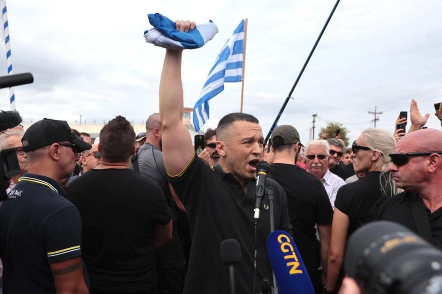 Οι αντιδράσεις της αντιπολίτευσης μετά την αποφυλάκιση Κασιδιάρη