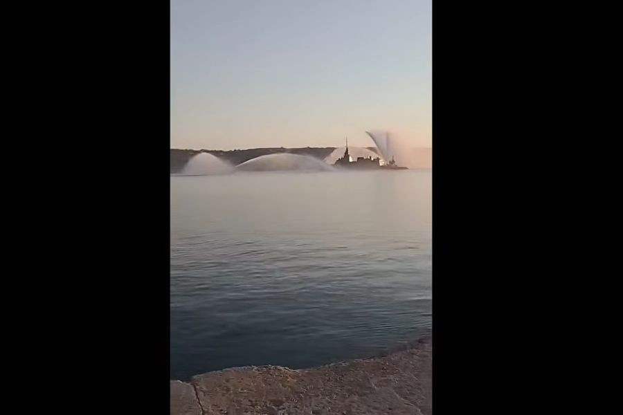 Στον κόλπο της Σούδας η φρεγάτα “Κίμων”