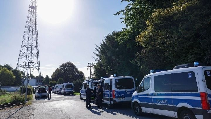 Γερμανία: Έρευνα για πυρκαγιά που ξέσπασε σε υποσταθμό ηλεκτρικής ενέργειας