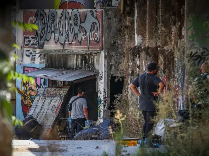 Νέες εξελίξεις στην υπόθεση της Βρετανίδας που βρέθηκε σε βαλίτσα – Η ουσία που εντοπίστηκε στον οργανισμό της και τα ερωτήματα