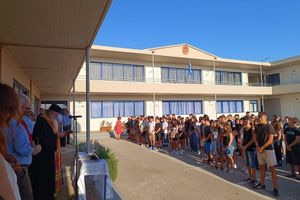 Προ των πυλών η νέα σχολική χρονιά – Άλυτα τα προβλήματα