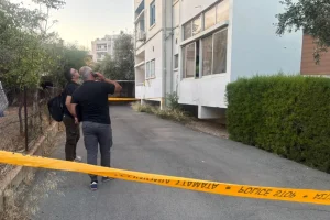 Tραγωδία στην Κύπρο: Νεκρός 4χρονος που έπεσε από τον 6ο όροφο πολυκατοικίας στην Λευκωσία