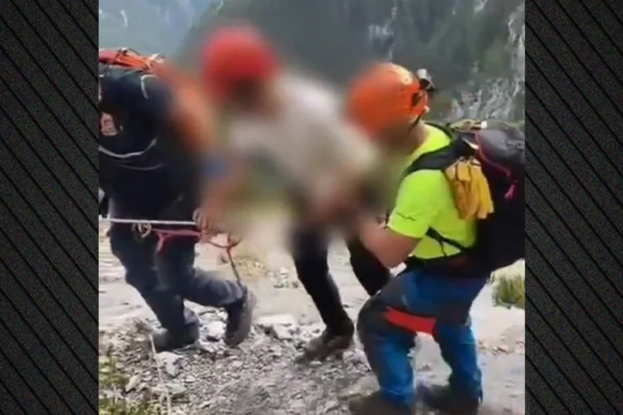 Επιχείρηση διάσωσης 34χρονου στον Όλυμπο – Μεταφέρθηκε με ασφάλεια και τον παρέλαβε το ΕΚΑΒ