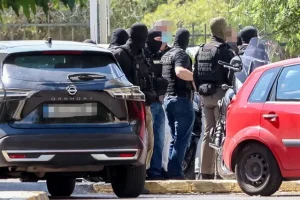 Επιστολή συλληφθέντα για τη Marfin – “Αρκεί ένα ανώνυμο email για να δέσει το αφήγημα της αστυνομίας”