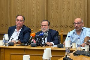 Αρκαλοχώρι: Πέντε χρόνια μετά τον σεισμό, χιλιάδες εκκρεμότητες παραμένουν (pics & vid)