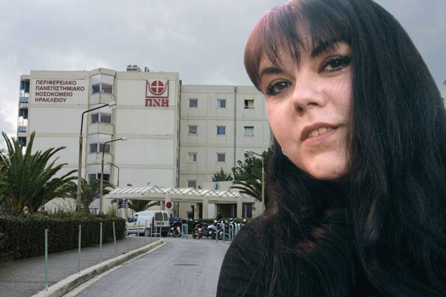 Απίστευτο περιστατικό: “Το παιδί μου κινδυνεύει… κατάπιε την κάλτσα του” – Ασυνόδευτος μαθητής ΑμΕΑ μέσα σε σχολικό λεωφορείο του ΚΤΕΛ στο Ηράκλειο – Κραυγή αγωνίας από το ΠαΓΝΗ