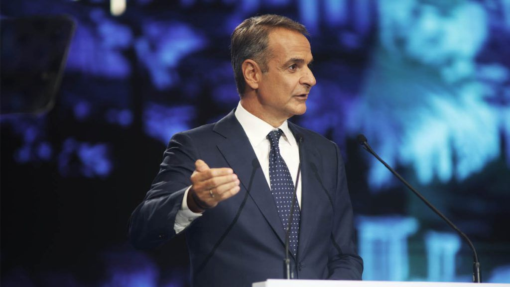 Η ακρίβεια στα ράφια και τα 2+ ευρώ στην βενζίνη εξαφανίζουν το «πακέτο» του Κυριάκου! Ποιοι επιλέγουν να (μην) πυροβολούν το Σαμαρά-Καβγάς ΠΑΣΟΚ- ΕΛΑΣ για τη…συνεργασία με τη ΝΔ! -Κοστολόγηση τύπου… Ζήκου από τον Πιερρακάκη!