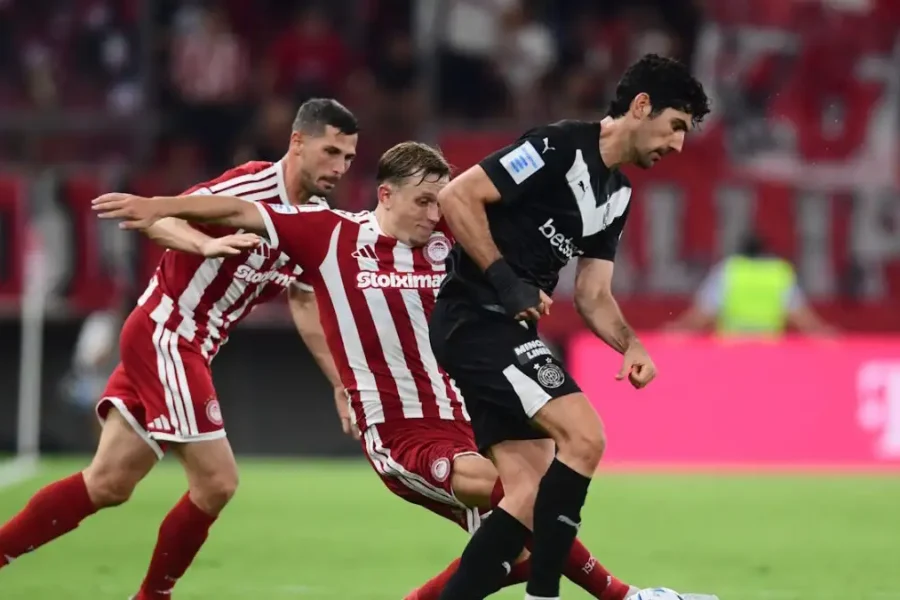 Ο Μπουχαλάκης έφτασε τις 200 συμμετοχές στη Super League