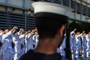 Προκηρύξεις για 350 νέες θέσεις ΕΠΟΠ στο Πολεμικό Ναυτικό και νέα καμπάνια με μήνυμα «Χάραξε πορεία για το μέλλον»