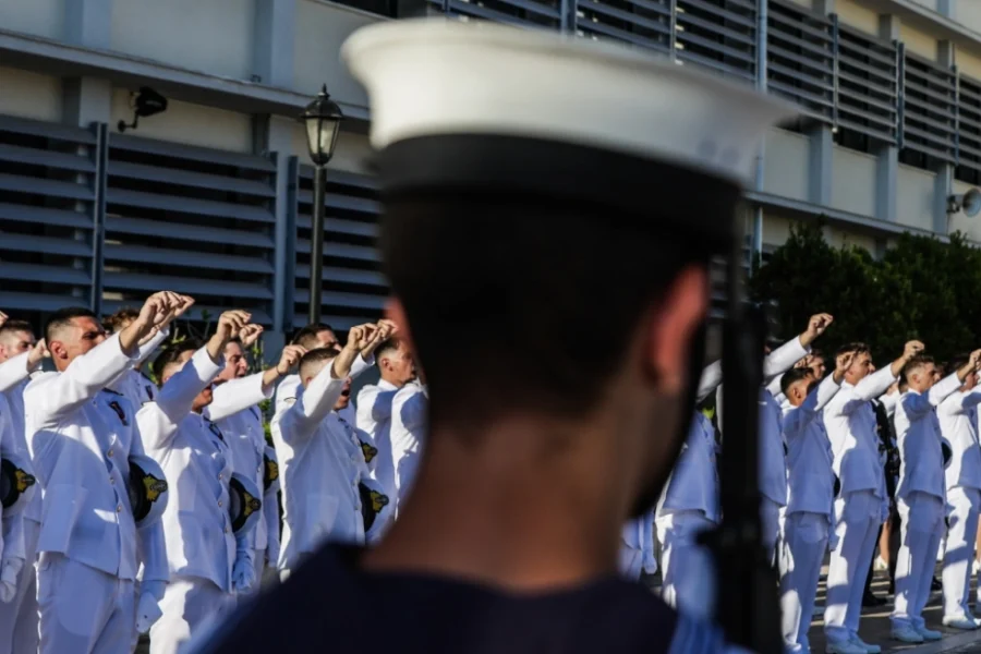 Προκηρύξεις για 350 νέες θέσεις ΕΠΟΠ στο Πολεμικό Ναυτικό και νέα καμπάνια με μήνυμα «Χάραξε πορεία για το μέλλον»