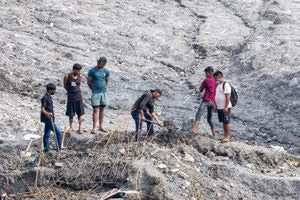 Νεπάλ: Ημέρα εθνικού πένθους σήμερα στη χώρα 13 ημέρες μετά τη φονική πλημμύρα