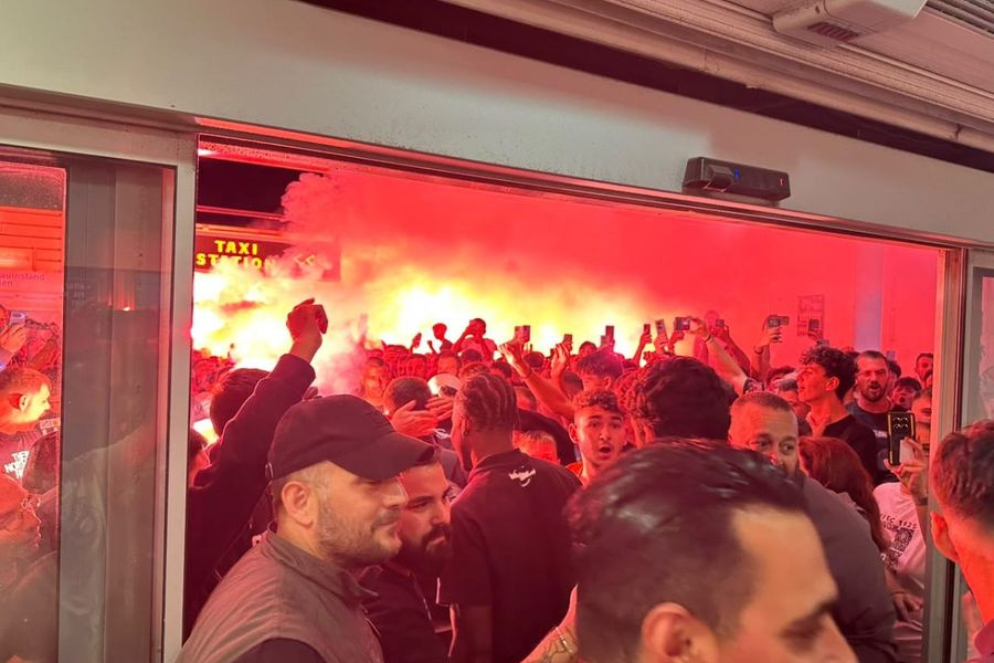 ΟΦΗ: Υποδοχή ηρώων σε παίκτες και Κόντη μετά τον θρίαμβο στο “Καραϊσκάκη”