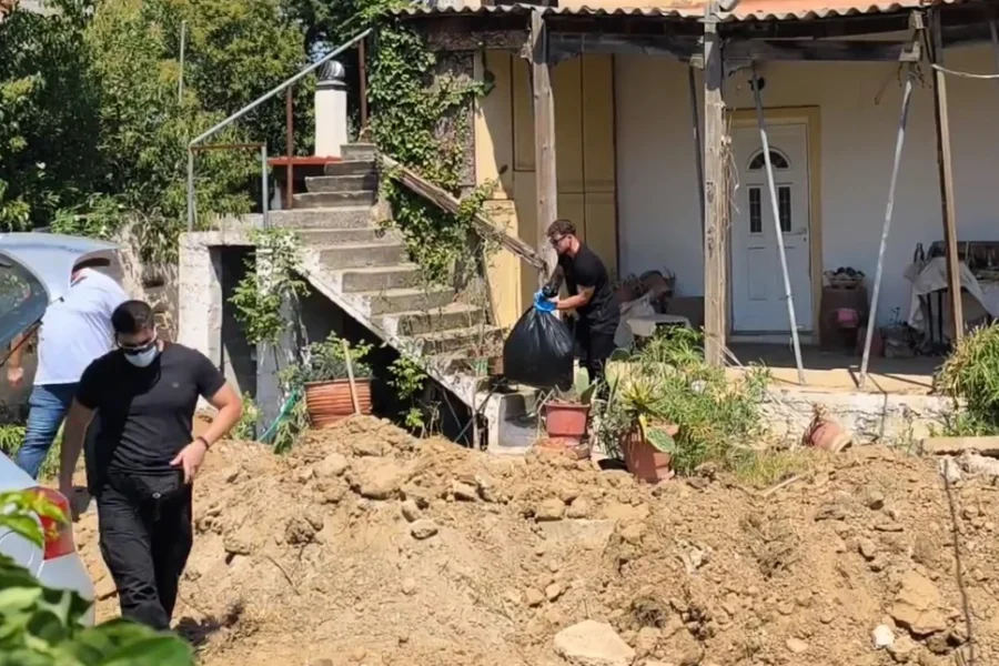 Μαραθώνας: Η αναζήτηση μιας ληξιαρχικής πράξης θανάτου αποκάλυψε την υπόθεση με την ηλικιωμένη -Τι κατέθεσε η εγγονή της