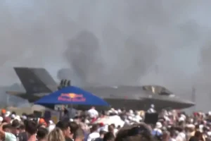 Τανάγρα: Έπεσε Phantom κατά τη διάρκεια των αεροπορικών επιδείξεων Athens Flying Week