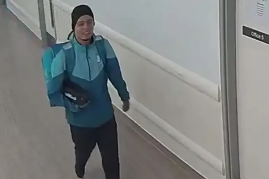 Αλγερινός βίασε Βρετανίδα σε δρόμο του Λονδίνου και μετά την έψαχνε στο νοσοκομείο, καταδικάστηκε σε κάθειρξη 21 ετών