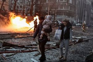 Ουκρανία: Μπαράζ ρωσικών επιθέσεων με 2.100 drone και 78 πυραύλους σε μία εβδομάδα – «Ο Πούτιν χτυπά την πόρτα ΝΑΤΟ και ΕΕ»