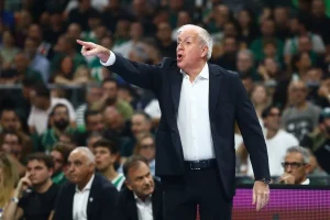 Ομπράντοβιτς: “Θέλω να δώσω συγχαρητήρια στους παίκτες μου, είμαι ευχαριστημένος”