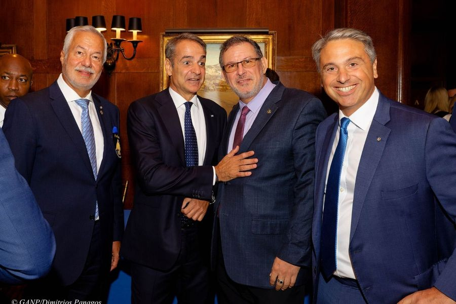 Η Κρητική ομογένεια παρούσα στην ομιλία του Πρωθυπουργού στη Νέα Υόρκη (φωτό)