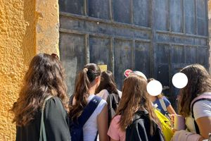 Οι μαθητές σηκώνουν “ασπίδα” προστασίας στο φρούριο Ιτζεδίν (φωτό)