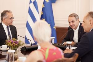 Συνάντηση Κυριάκου Μητσοτάκη με τον γενικό διευθυντή της UNESCO