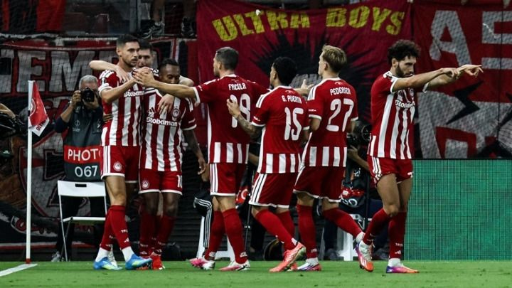UEFA: H στατιστική…πρεμιέρα του Ολυμπιακού: Το 85% των σωστών μεταβιβάσεων, τα 109,63 χλμ. και το 55% της κατοχής