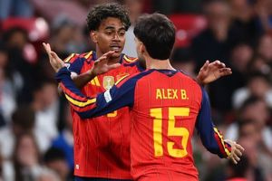 Nations League: Πέρασε με ανατροπή από το Γουέμπλεϊ η Ισπανία