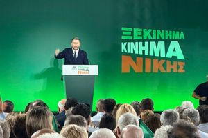 52 χρόνια ΠΑΣΟΚ: Νίκος Ανδρουλάκης – “Το ρεύμα της ανατροπής ξεκινάει από το Ηράκλειο” (φωτογραφίες + βίντεο)