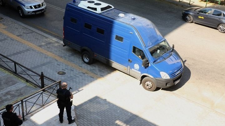 Εμπρησμός Marfin: Προθεσμία για να απολογηθούν την ερχόμενη εβδομάδα έλαβαν οι τρεις κατηγορούμενοι