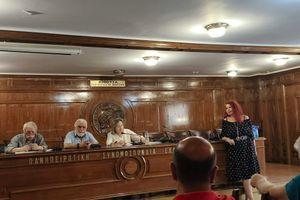 Θεοδώρα Παπαδάκη: “Να συνδράμουμε όλοι την προσπάθεια της Βαγγελιώς Σχοιναράκη για την προεδρία της Παγκρήτιας Ένωσης