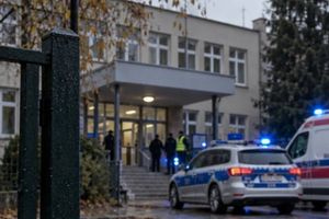 Πολωνία: Μία 37χρονη γυναίκα νεκρή σε επίθεση σε σχολείο – Ένας 15χρονος συνελήφθη