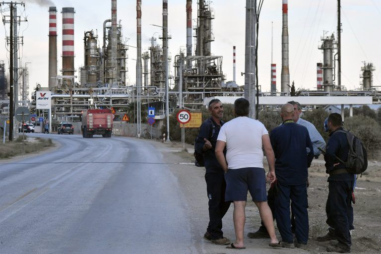 Έκρηξη στις εγκαταστάσεις της Motor Oil στην Κόρινθο – Αναφορές για δύο τραυματίες