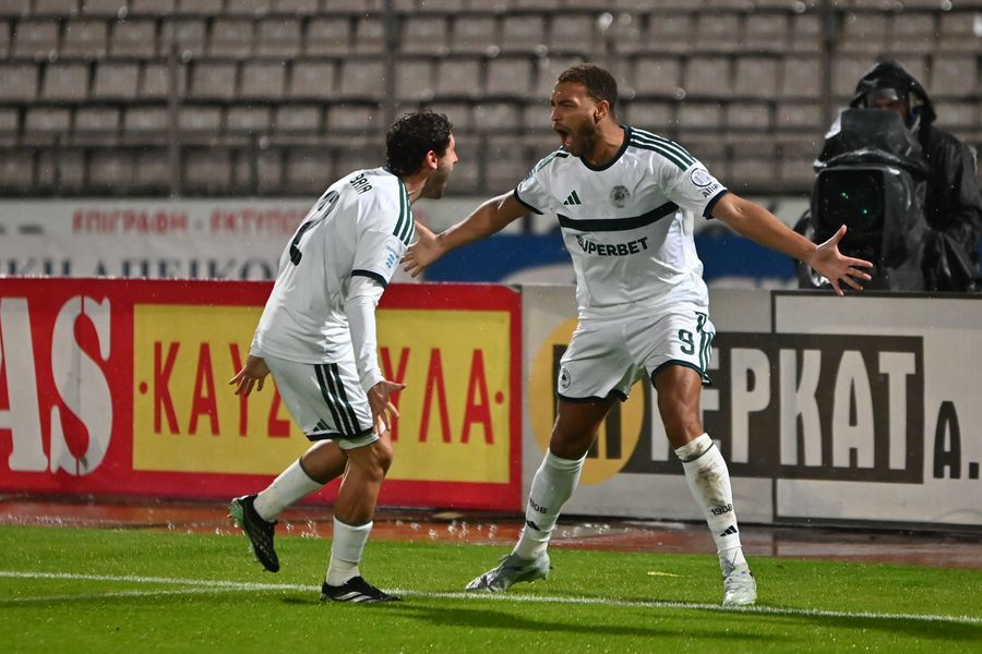Super League: Με “καυτό” Ντέσερς πέρασε από το βροχερό Πανθεσσαλικό ο Παναθηναϊκός