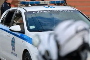 Ελευσίνα: Παραδόθηκε ο 22χρονος για την αιματηρή επίθεση σε 32χρονο