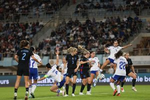 Play-off Μουντιάλ Γυναικών: Υποκλίθηκε στην ανωτερότητα της Αγγλίας η Εθνική