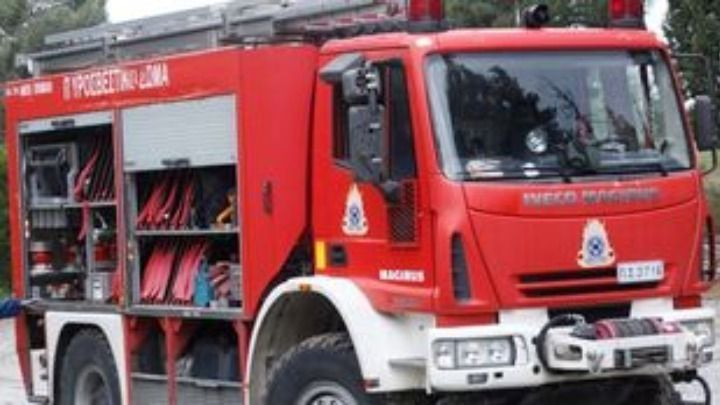Εκκενώθηκε προληπτικά σχολική μονάδα στην Γκράβα – Κινητοποίηση της Πυροσβεστικής – Αναφορές για οσμή αερίου