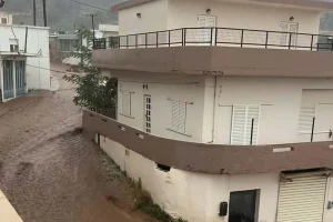 Στο όριο υπερχείλισης και πάλι το ρέμα στα Ζωνιανά – Συνεχίζεται η υψηλή βροχόπτωση στον Δήμο Μυλοποτάμου