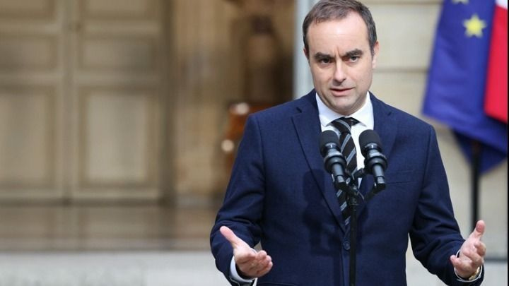Σ. Λεκορνί: Στοχευμένες απαγορεύσεις της κυκλοφορίας βοήθησαν να διατηρηθεί η ειρήνη στη διάρκεια της νύκτας στη Γαλλία
